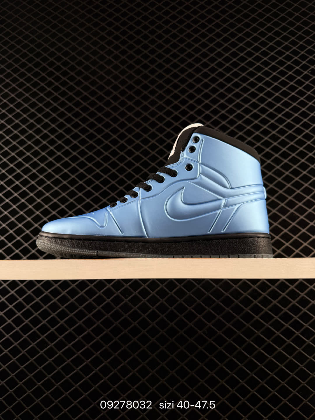 Nike Air Jordan 1 Retro Mid AJ1-414823-002